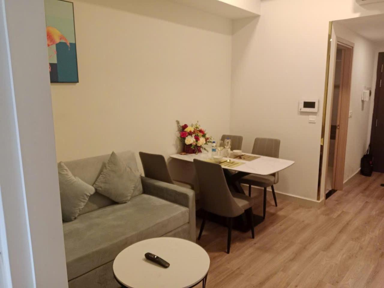 Oh, My Dear! Apartment - Rivergate โฮจิมินห์ซิตี้ ภายนอก รูปภาพ